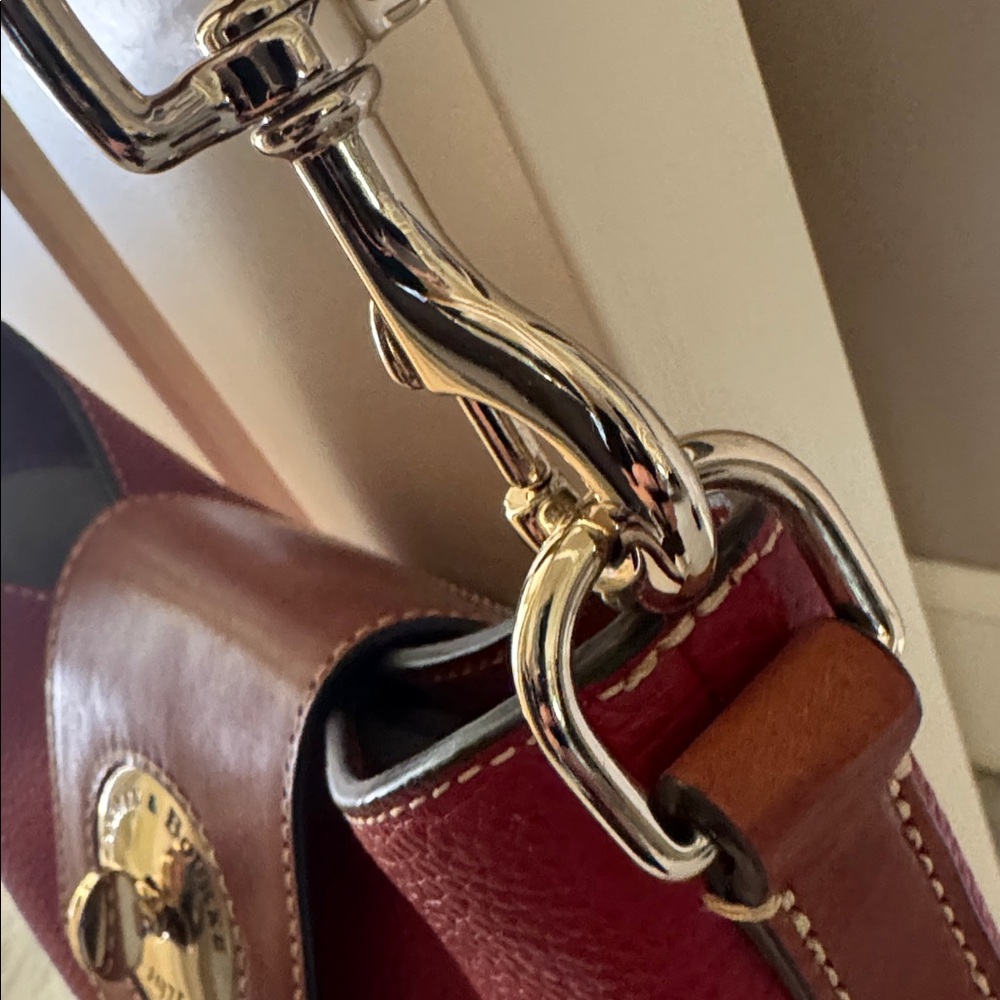 Dooney andBourke red pebble leather turnlock satchel NWT - Picture 5 of 9
